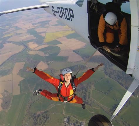 skydiving glasgow.